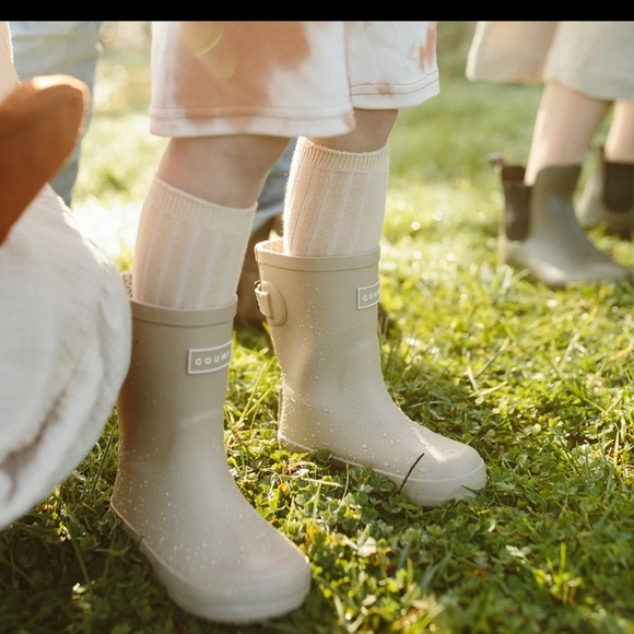 Goumi Kids Tan Rain Muddies Rainboots - Picture 5 of 7